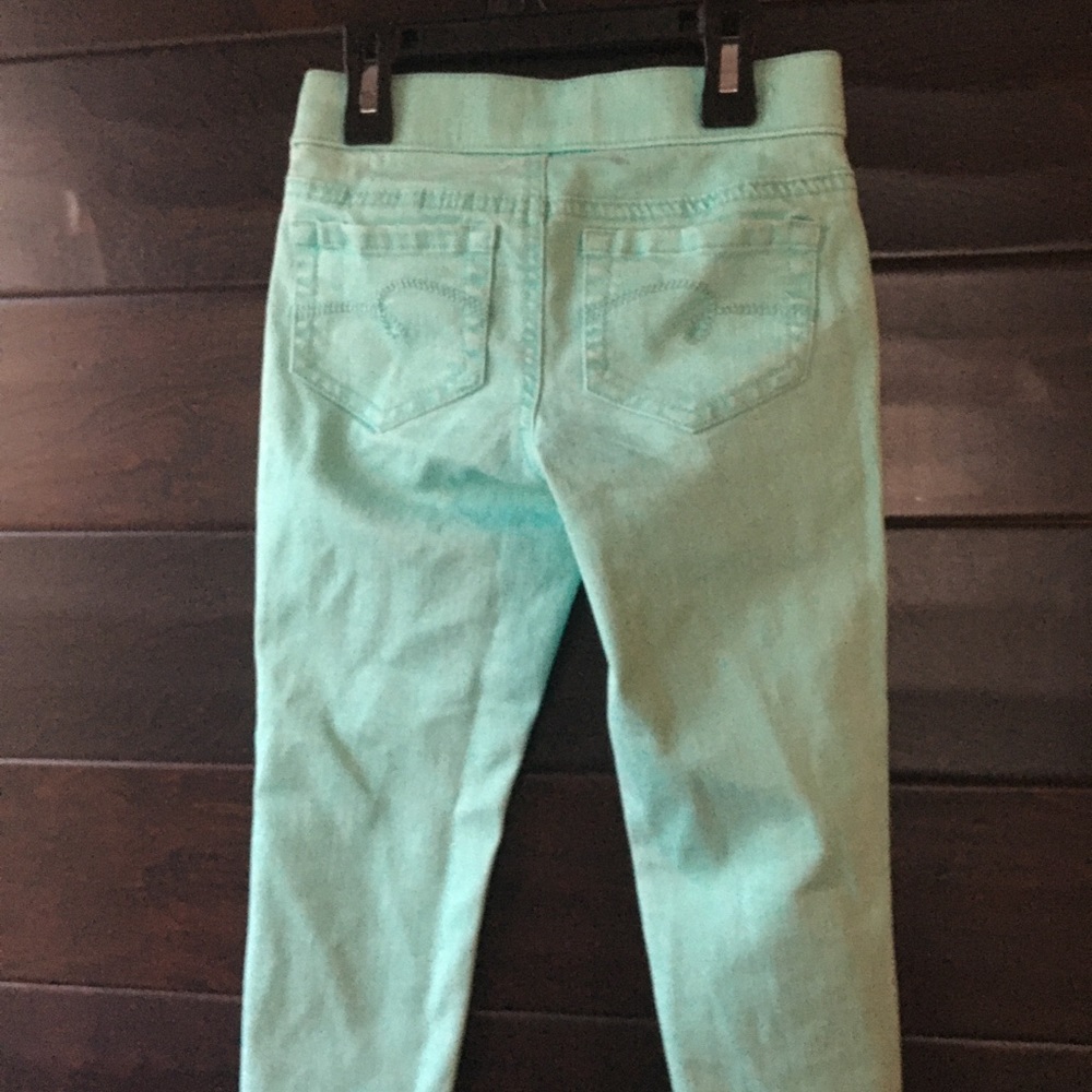 Capris - Picture 2 of 3